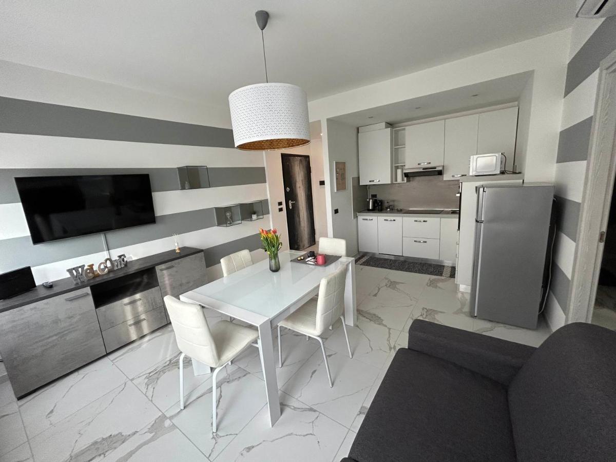 Marconi67 Apartamento Desenzano del Garda Exterior foto